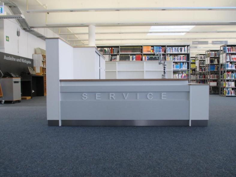 Servicetheke Bibliothek 